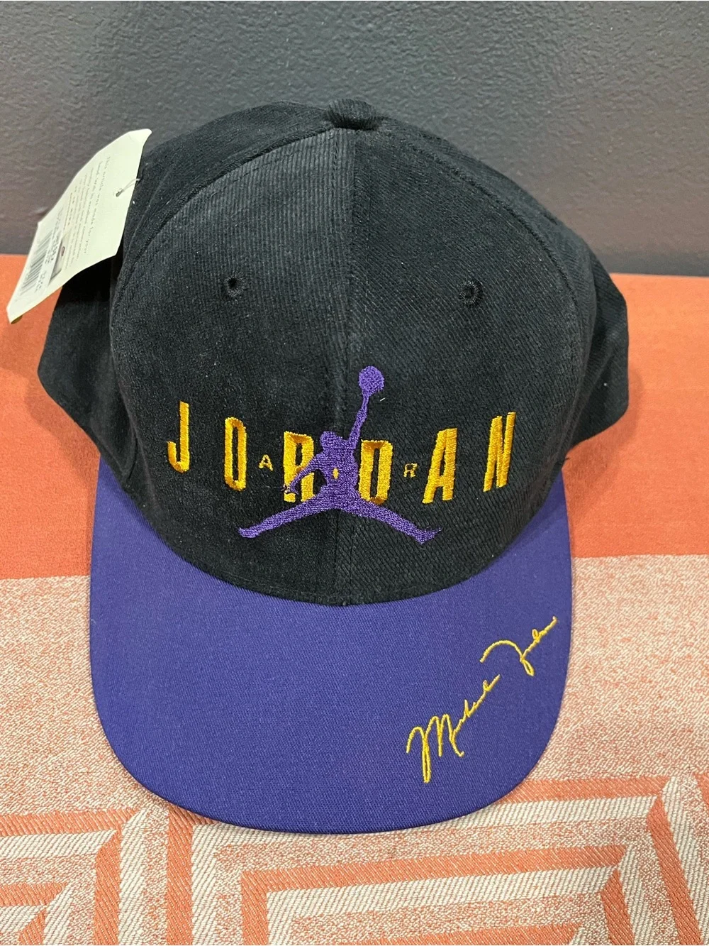 Vintage 1990’s Nike Air Michael Jordan Restaurant Exclusive SnapBack Hat.